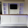 Witte bar in mancave